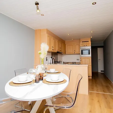 Breeze Apartment